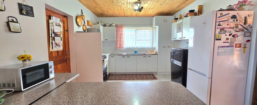 3 Bedroom Property for Sale in Franskraal Western Cape